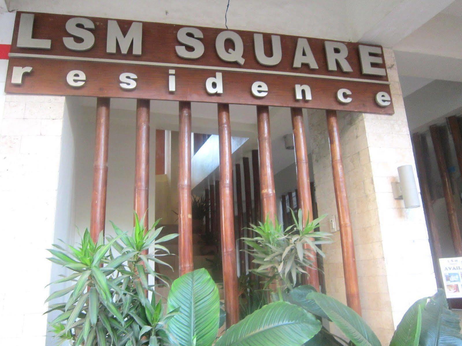 Lsm Square Residences Balabag  Exteriér fotografie